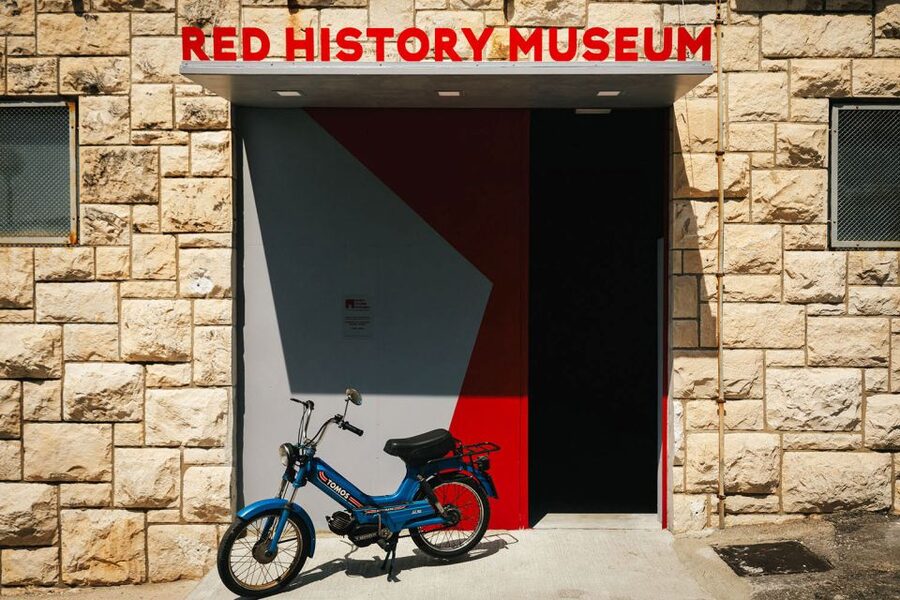 Dubrovnik: Red History Museum Regular Ticket - Communist versions of Coca-Cola and Fanta
