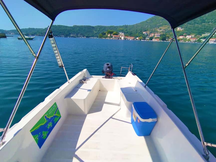 Dubrovnik: Rent a fun and easy to use boat without license - Blue Cave, Green Cave, and the smaller coves