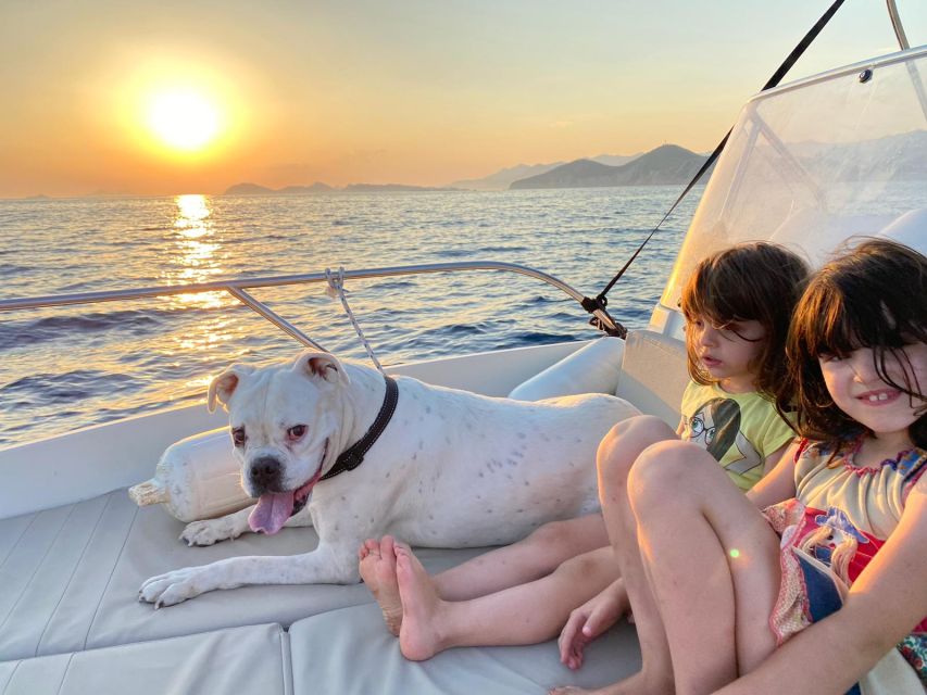 Dubrovnik: Romantic Sunset Cruise - Key points at a glance
