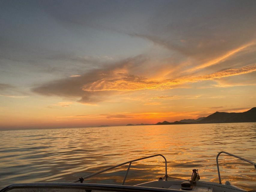 Dubrovnik: Romantic Sunset Cruise - The first views of Dubrovnik’s walls