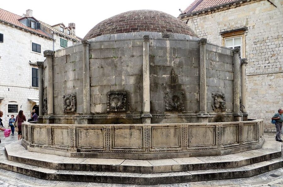 Dubrovnik's Jewish Heritage Tour: Unveiling the Past - Starting at Brsalje ulica near Nautika restaurant