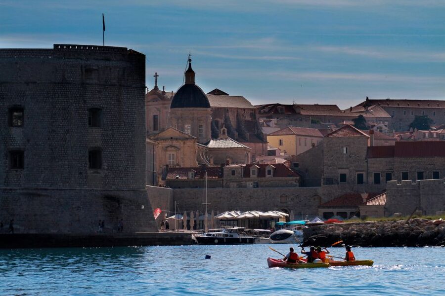 Dubrovnik: Sea Kayaking Tour - Practical packing advice for a dry, comfortable trip