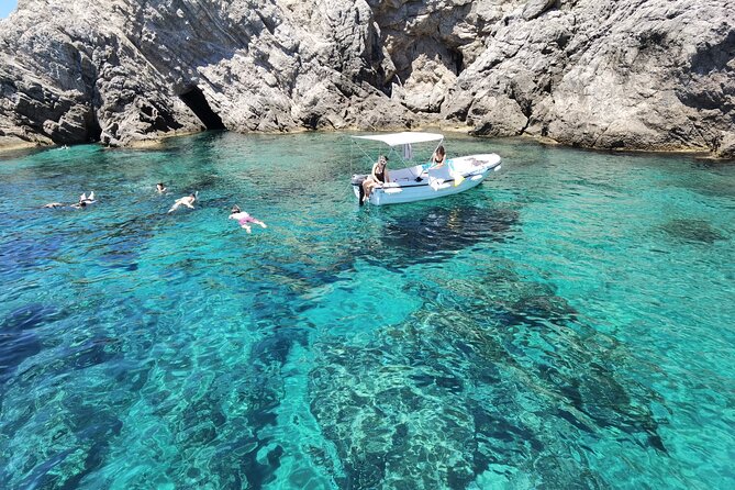Dubrovnik Self-Drive Boat Rental for up to 6 People - Meeting Marko, Dora, and the family team