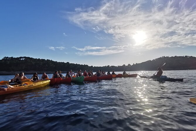 Dubrovnik: Sunset Kayak & Snorkel Tour with Wine & Water - Seeing Lokrum without going ashore