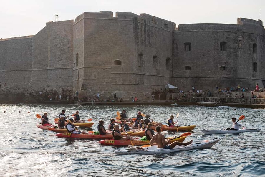 Dubrovnik: Sunset Sea Kayaking Tour - Around Lokrum, or toward the sunset