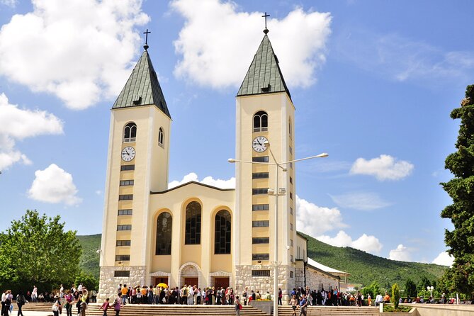 Dubrovnik to Medjugorje & Kravice - Day Trip with Luxury Vehicle - What to pack for the border and church visit