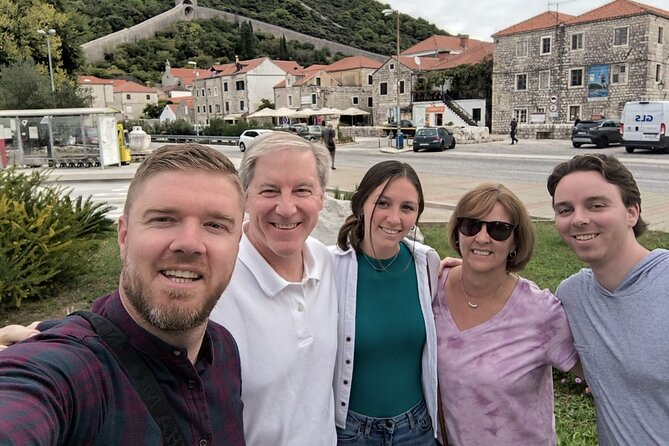 Dubrovnik to Split Private transfer up to 8 pax (Door to Door any location) - Pickup from Dubrovnik, including the Old Town problem