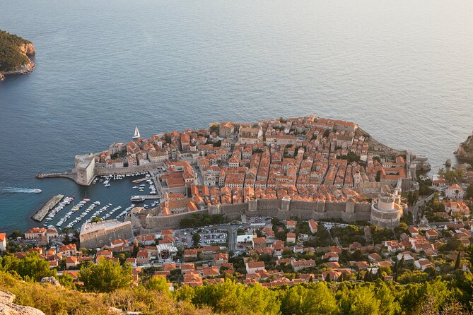 Dubrovnik Van Tour for Panoramic Views - Who will get the most from this Dubrovnik outing