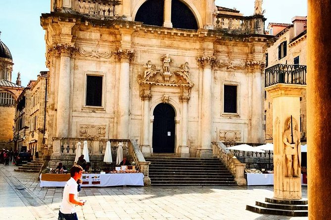 Dubrovnik walking history tour - From Pile Gate into Dubrovnik’s Old Town