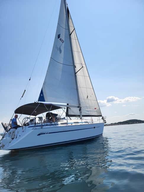 Dubrovnik yacht cruise-Elafity islands & Blue cave - Why this sailing day is worth a closer look