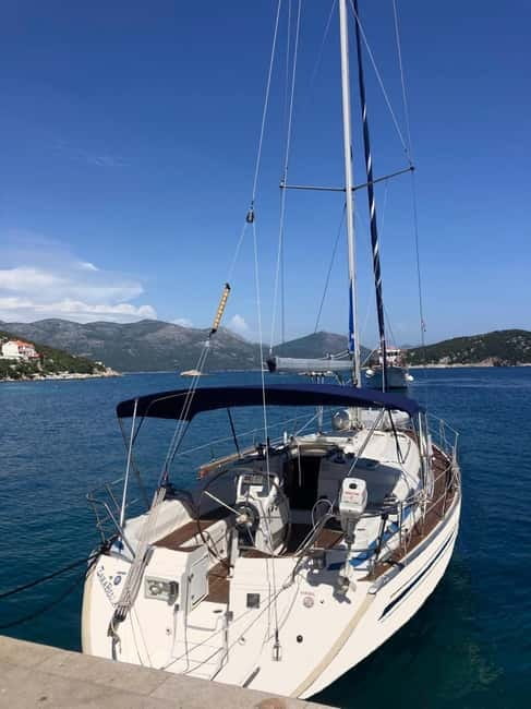 Dubrovnik yacht cruise-Elafity islands & Blue cave - Setting out from Dubrovnik City Marina