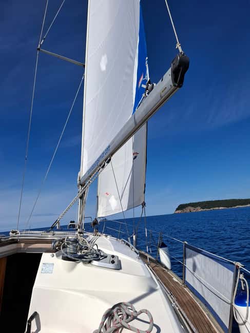 Dubrovnik yacht cruise-Elafity islands & Blue cave - Who should book ZaraBella