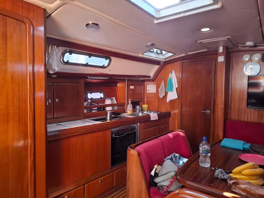 Dubrovnik yacht cruise - Private tour to Elafity & Blue cave - Šunj Beach and the hour built for water time