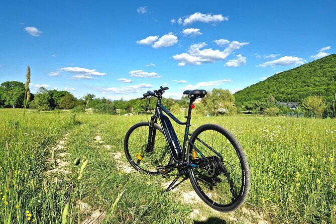 E-bike Tour Around Gacka River Valley - Majerovo Vrilo and the river stop