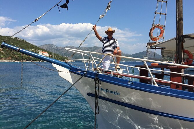 Elaphite Islands Cruise with Local Gastronomy at Captain's House - Lopud gives you three hours and Sunj Beach