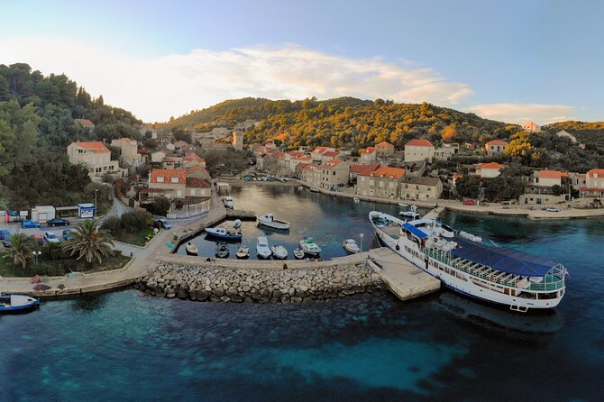 Elaphite Islands Full-Day Kayak and Bike Tour from Dubrovnik - Lopud: safety talk before the first paddle