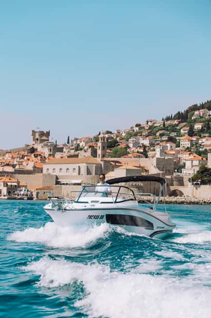 Elaphite Islands: Private boat tour (Cap Camarat 7.5wa) - Drinks, towels, and the small details that matter