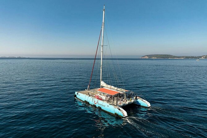Elaphiti Islands by Catamaran with snacks and unlimited drinks from Dubrovnik - What the catamaran ride is really like
