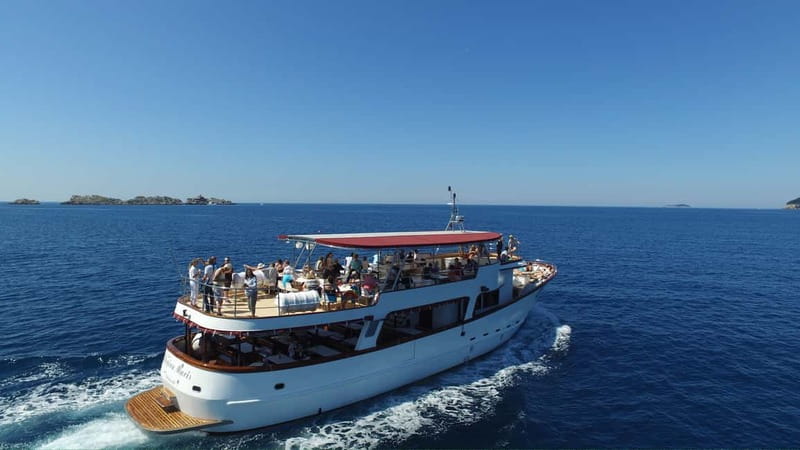 Elaphiti Islands: Full-Day 3-Island Tour with Lunch - Lunch on the water, with a choice that matters