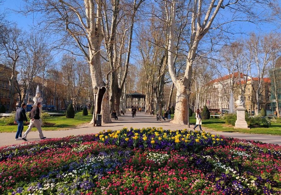Exclusive old Zagreb walking tour - St Mark’s Square and the upper town