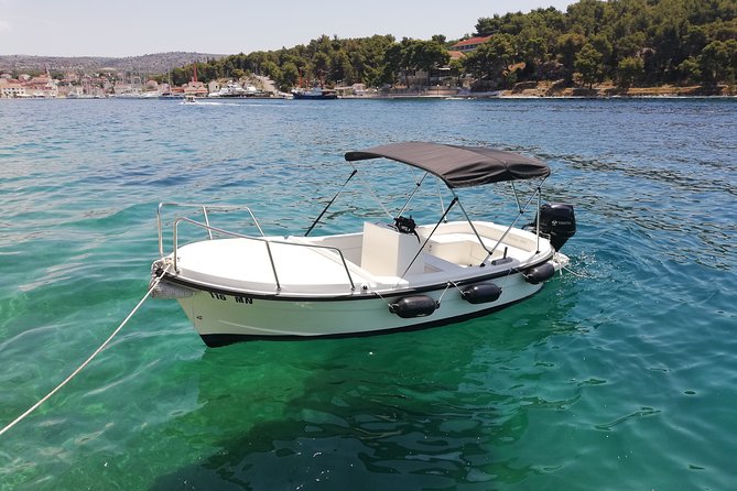 Explore the West coast of the island Brac by BETINA boat - Milna, both starting point and final stop