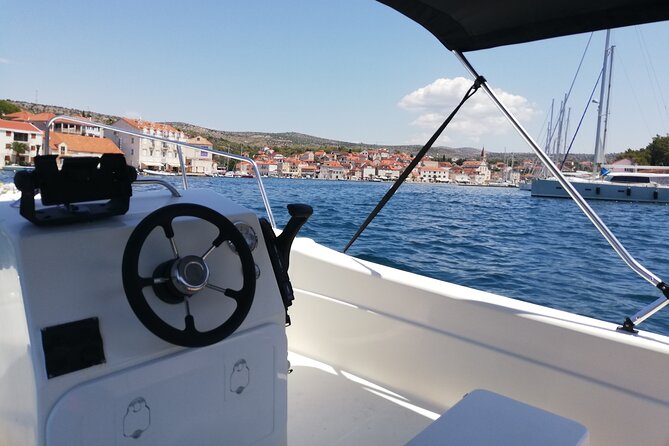 Explore the West coast of the island Brac by BETINA boat - Quiet coves and snorkeling time