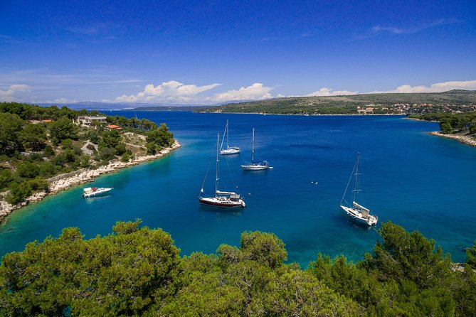 Explore west side of island Brač with Pasara boat - Traditional Dalmatian boat - Key points for your Brač boat day