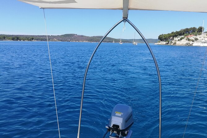 Explore west side of island Brač with Pasara boat - Traditional Dalmatian boat - Stomorska and the freedom to change plans