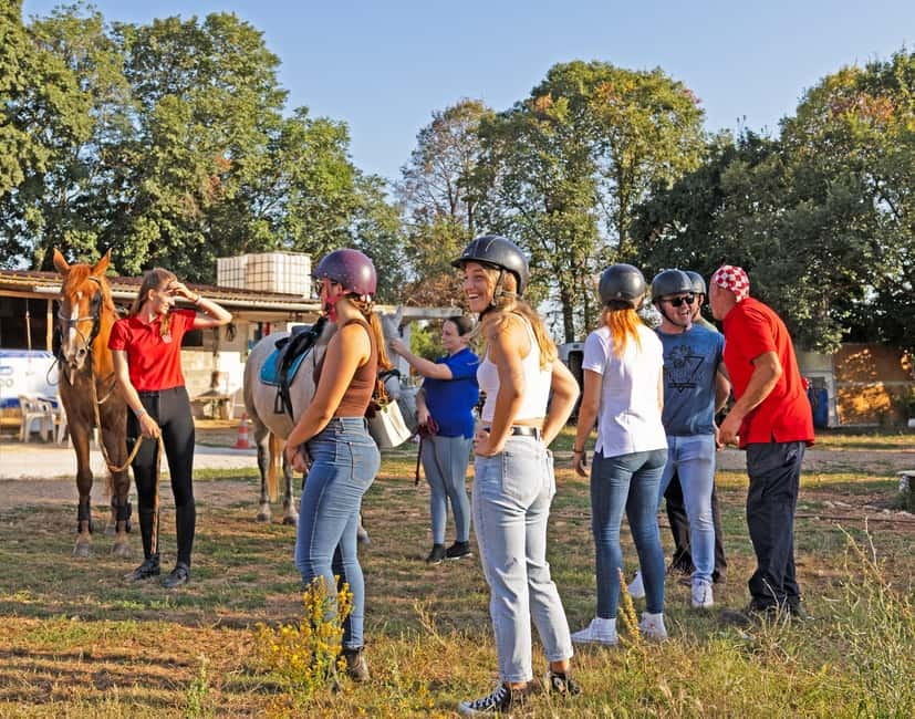Fazana: Sunset 1-hour Horse Riding in Nature with Guide - Pine woods, birdsong, and cooler evening air