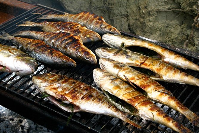 Feel and Taste island Brac with local experts - island adventure to remember - Local lunch turns sightseeing into a food experience