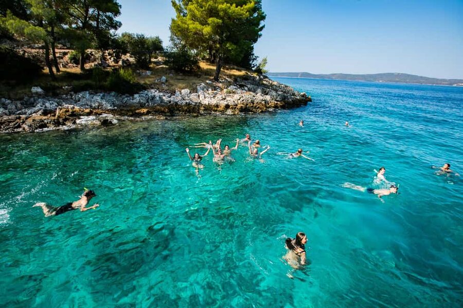From Brač Island: Catamaran Tour with Food & Drinks - Key points to know before you book