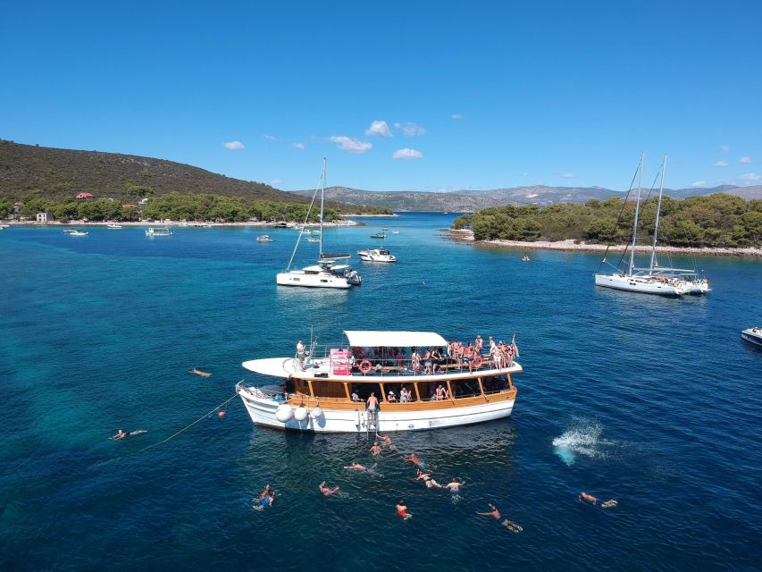 From Dubrovnik: Elaphite Islands Day Trip with Lunch - Koločep: a gentle first taste of island life