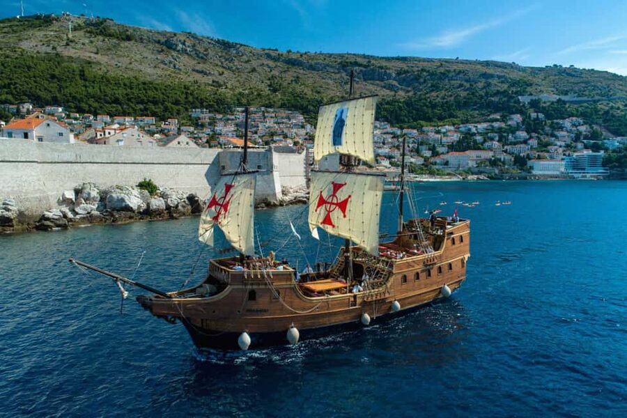 From Dubrovnik: Elaphiti Islands Galleon Cruise with Lunch - Seeing Dubrovnik from the water