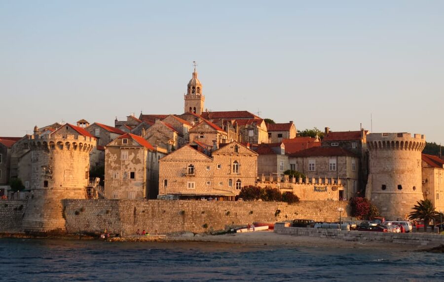 From Dubrovnik: Korcula Island Tour with Wine Tasting - Ston brings walls, salt, and a slow first stop