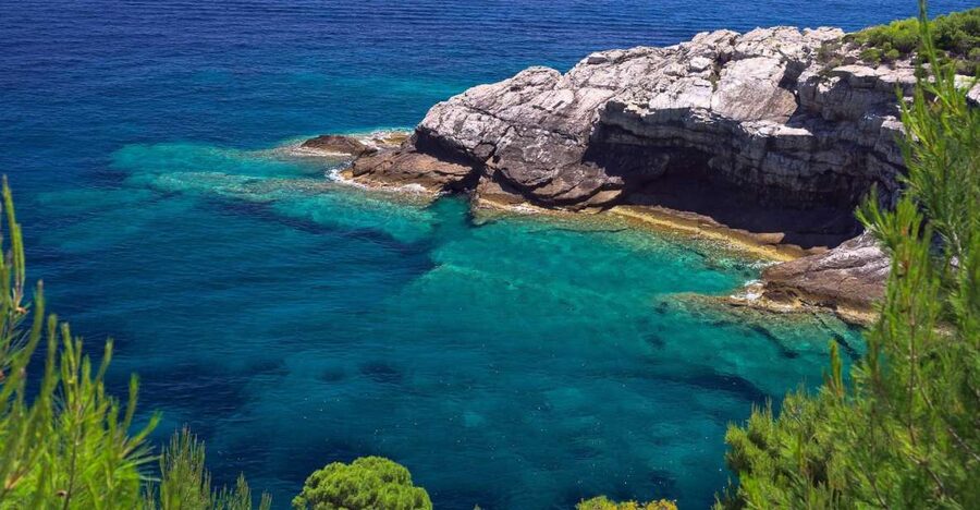 From Dubrovnik: Pvt Speedboat Cruise to Mljet&Sipanska Luka - Leaving Dubrovnik for Sipan’s sheltered harbour