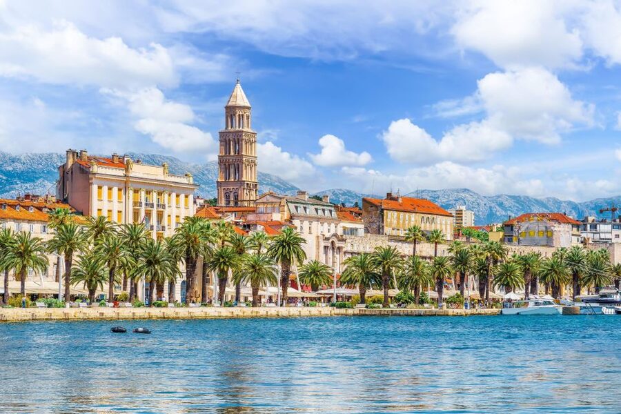 From Dubrovnik: Split Day Trip and City Tour with Transfers - Why Split makes a worthwhile day trip