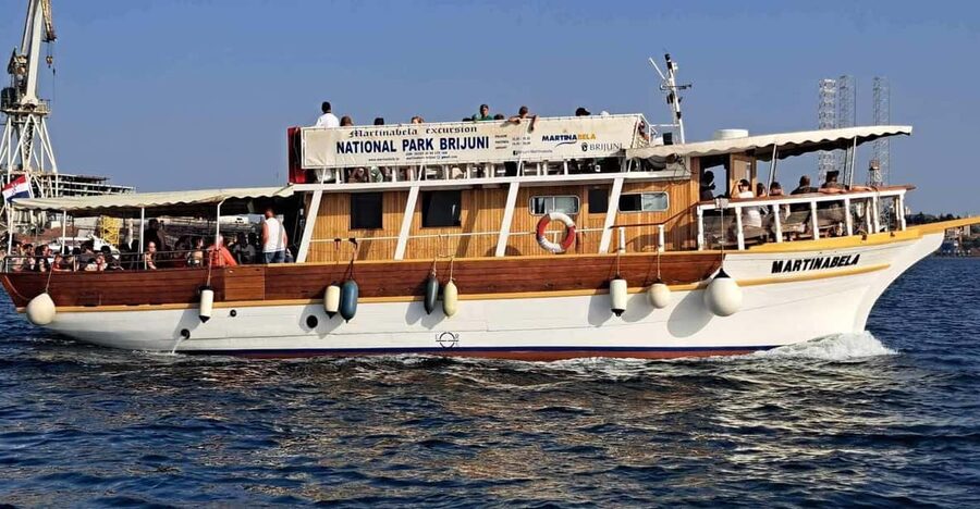 From Fazana: Dolphin watching sightseeing cruise at sunset - Leaving Fazana for the Brijuni islands