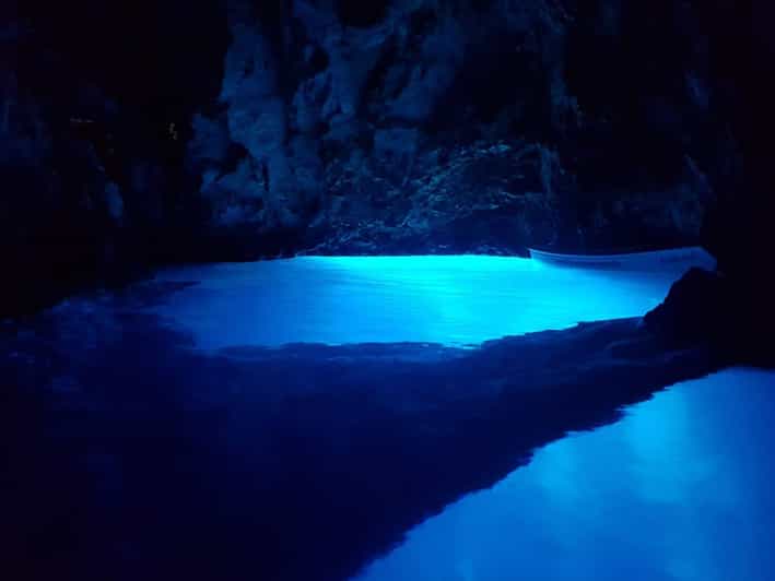 From Hvar: Blue cave group speedboat tour full day - What this Hvar speedboat day is really like