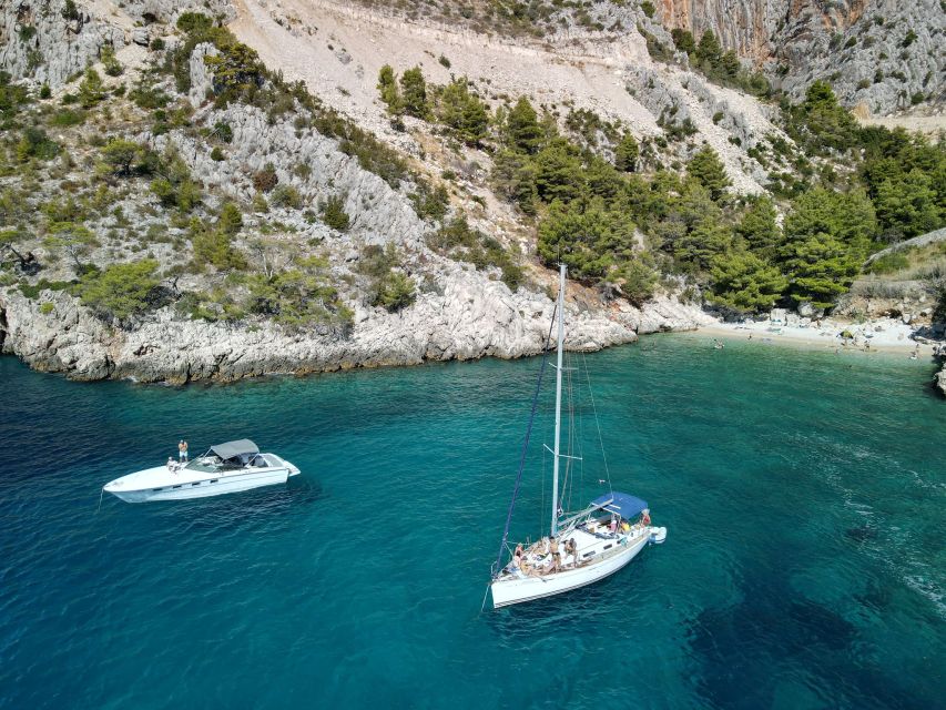 From Hvar: Pakleni Islands & Red Rocks Comfort Sailboat Tour - The Pakleni Islands by sailboat