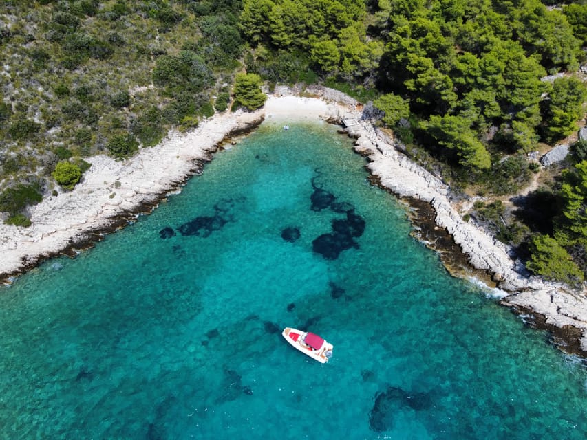 From Hvar: Private tour of Red Rocks & Pakleni Islands - What the boat includes, and what it does not