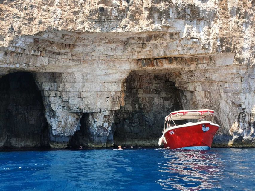 From Hvar: Vis Island and Blue Cave Speedboat Tour - Stiniva Beach and the long swim ashore