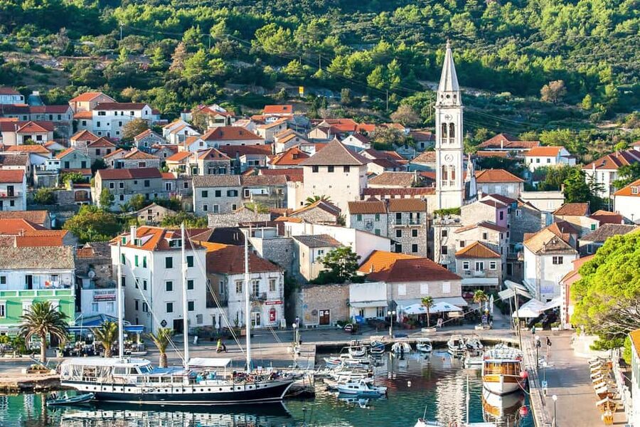 From Makarska: Hidden Gems of Hvar Island's North Shore - Why this Hvar boat tour works well from Makarska