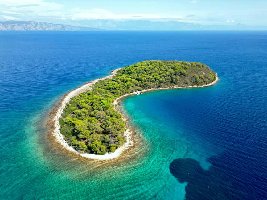 From Makarska: Hidden Gems of Hvar Island's North Shore - Veliki Pokrivenik, cliffs and a quiet cave