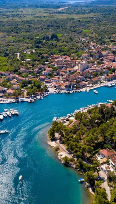 From Makarska:Hvar and Brač Island : Day Tour with speedboat - The boats, group size, and comfort