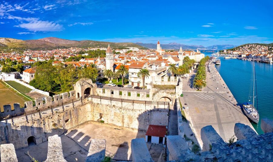 From Makarska Riviera: Full-Day Split & Trogir Tour - The Pantana mills offer a welcome pause