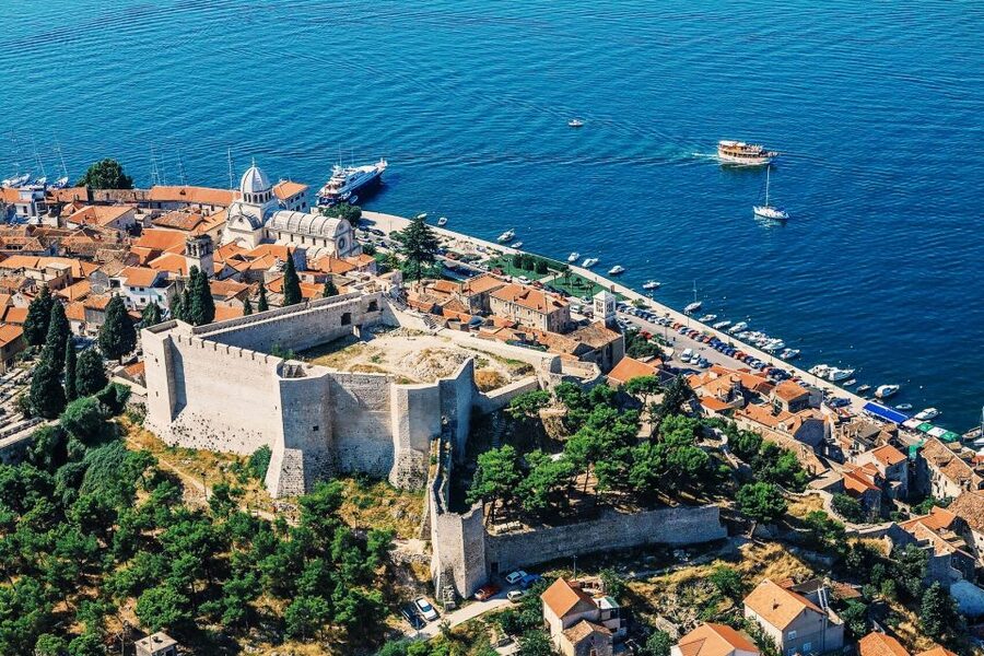 From Sinj: 1.5-Hour Private Flight over Kornati & Šibenik - Who will enjoy this flight most