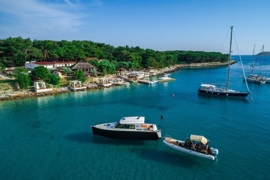 From Split: 3 Islands Half-Day Boat Tour with Blue Lagoon - Choosing between Trogir and Duga Bay on Čiovo