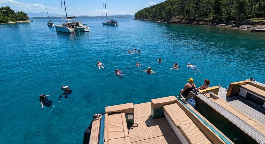 From Split: All-inclusive Blue Cave Tour with Grilled Lunch - Komiža, a working harbor on Vis