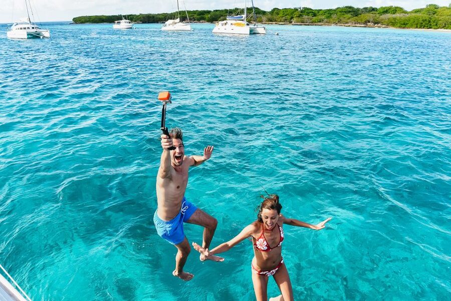 From Split: Blue Cave & 5 Islands with Vis & Hvar Boat Tour - What this Split boat tour really delivers