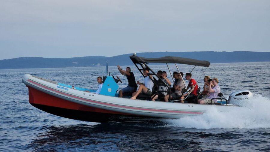 From Split: Blue Cave and 5 islands-Day Tour - Hvar town in 90 minutes